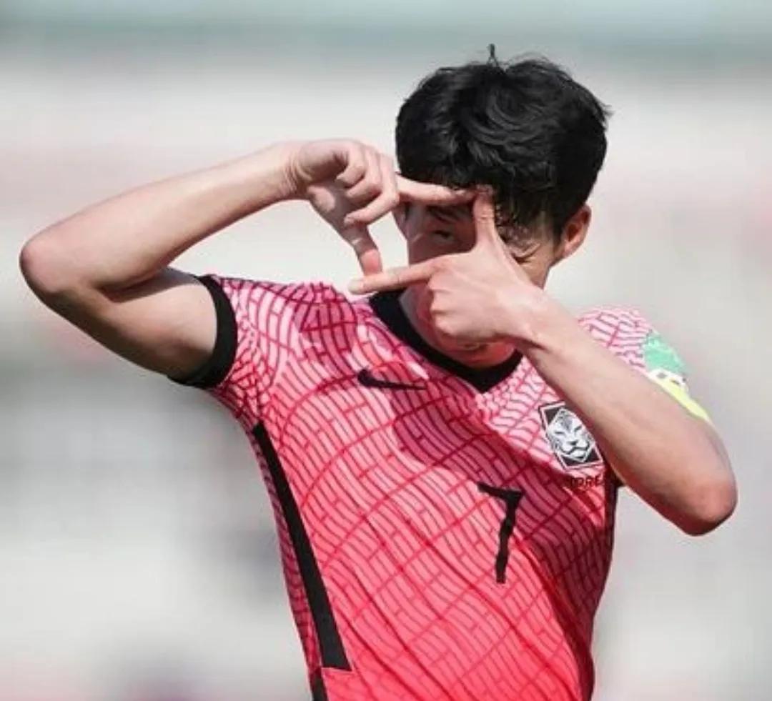 韩国队亚洲杯1-0绝杀,韩国队2:1逆转泰国队