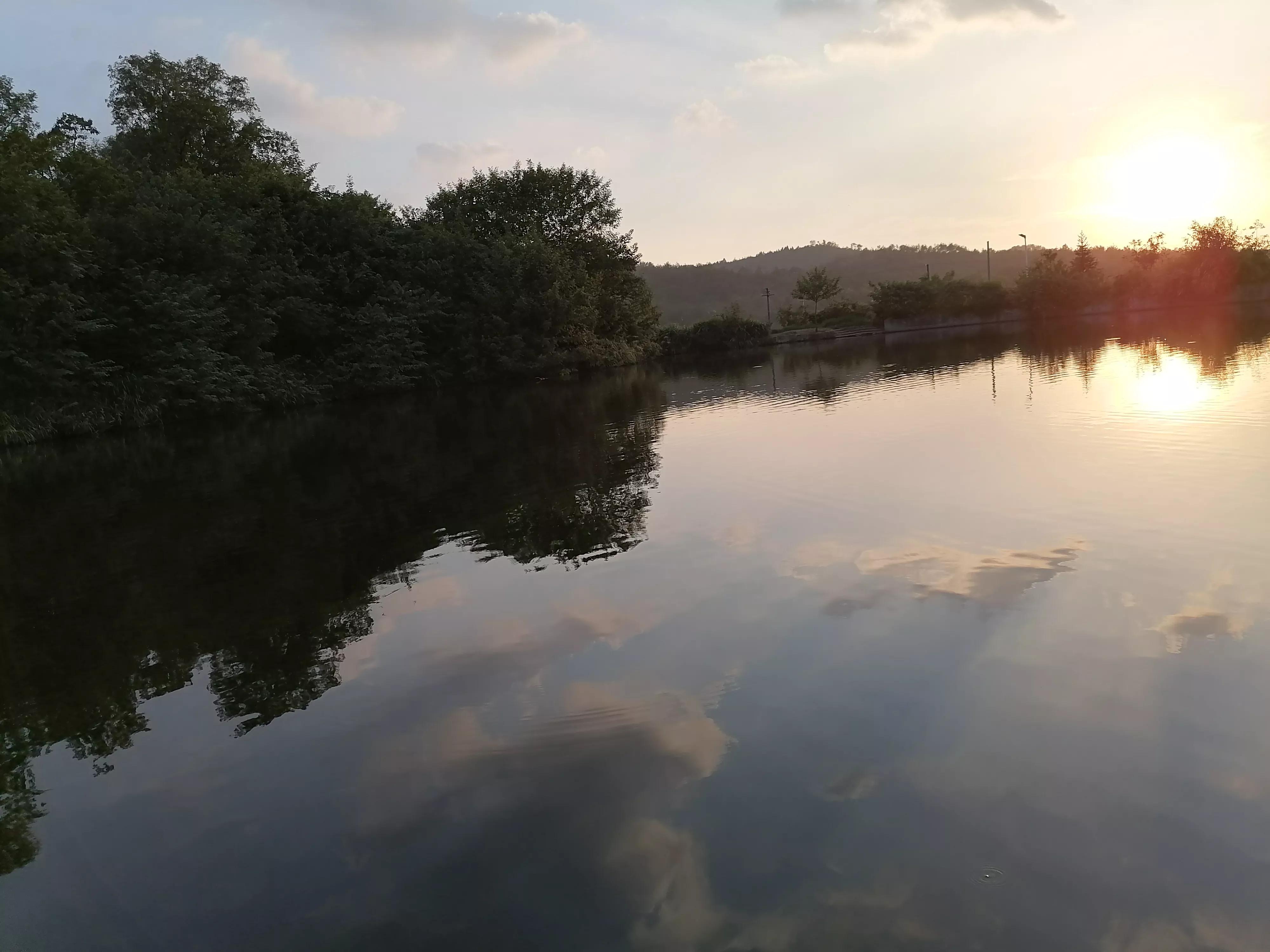 钥匙丢了怎么样开锁,钥匙丢了怎么配钥匙