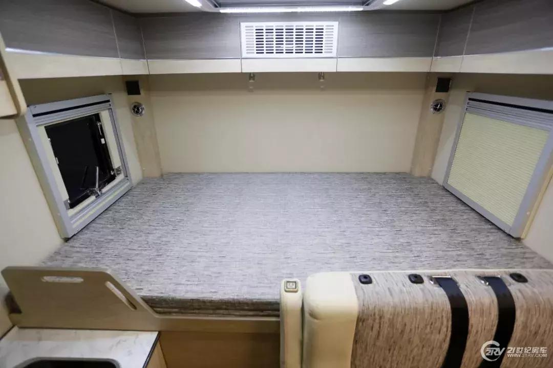 四驱带差速锁越野原厂房车,低顶四驱越野房车介绍