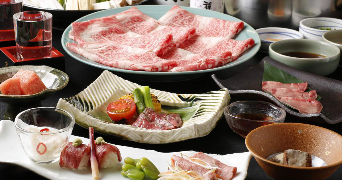 日本火锅和韩国火锅对比,中国的火锅vs俄罗斯火锅