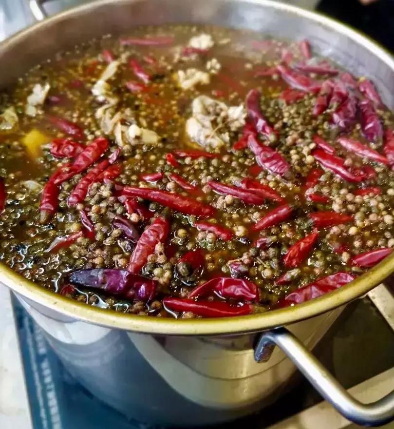 南京夜宵美食推荐必吃,南京三条巷宵夜雪菜肉丝面