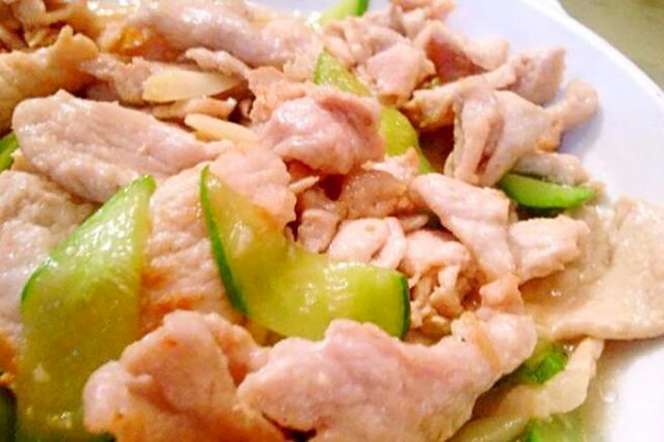 炒肉片怎么掌握火候,炒肉片要点什么菜