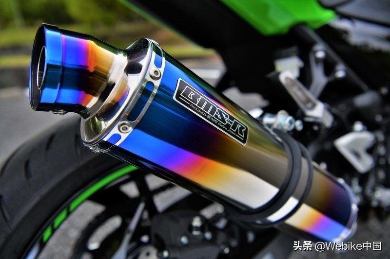 川崎ninja400原装排气管多少钱,川崎z400排气管为啥做得那么细