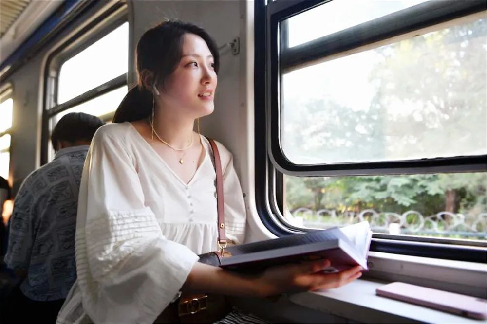 最低价只要1块钱的慢火车,最低火车票价多少钱