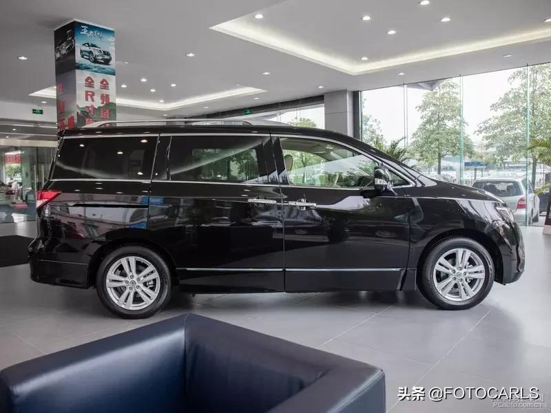 日产贵士3.5LSL实拍，比丰田埃尔法厚道，性价比超高豪华7座MPV