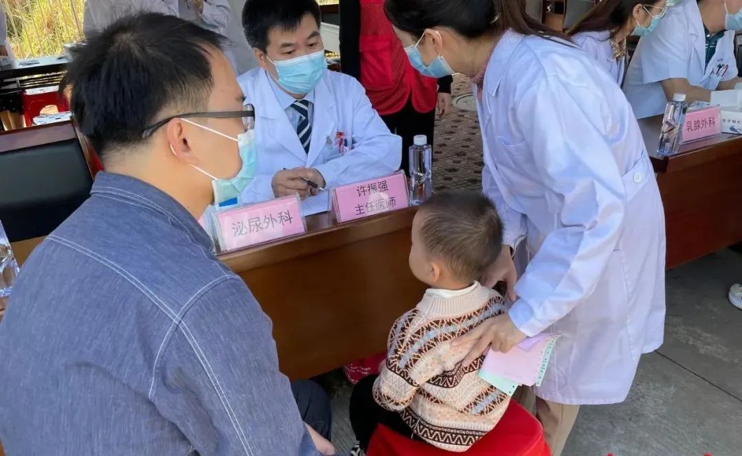 市医院医生到乡镇义诊,南靖县医院专家免费义诊