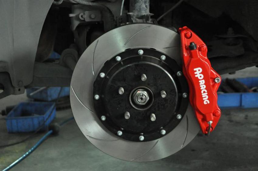 升级刹车系统异响,专治各种刹车抖动异响