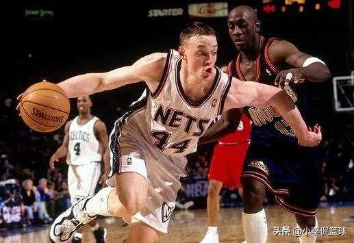 NBA97年状元郎是邓肯，那么这一年选秀里面，榜眼探花分别是谁