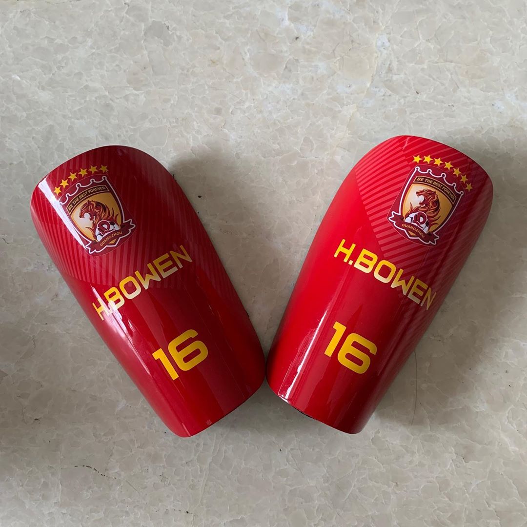 黄博文再送乌龙助攻,黄博文晒申花球衣