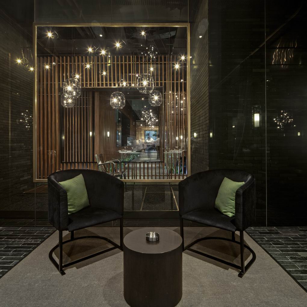 餐饮空间玄关图,深圳华苑一号餐饮空间