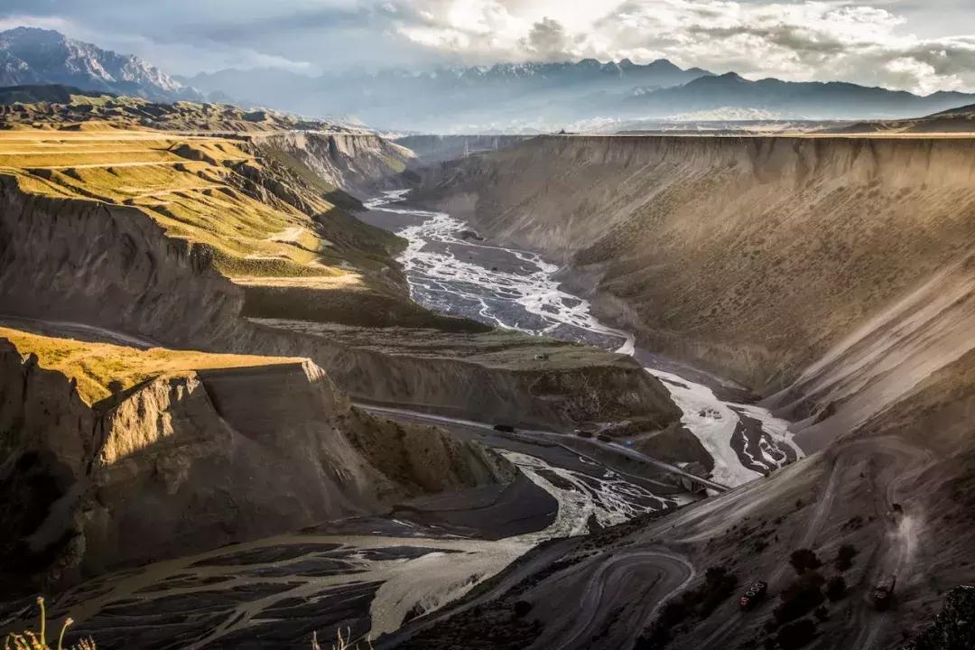 跟着cc一起去旅行吧,跟着摄影团去旅游