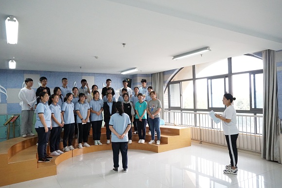 新学期的校园生活多彩社团,丰富多彩的社团活动记录校园生活