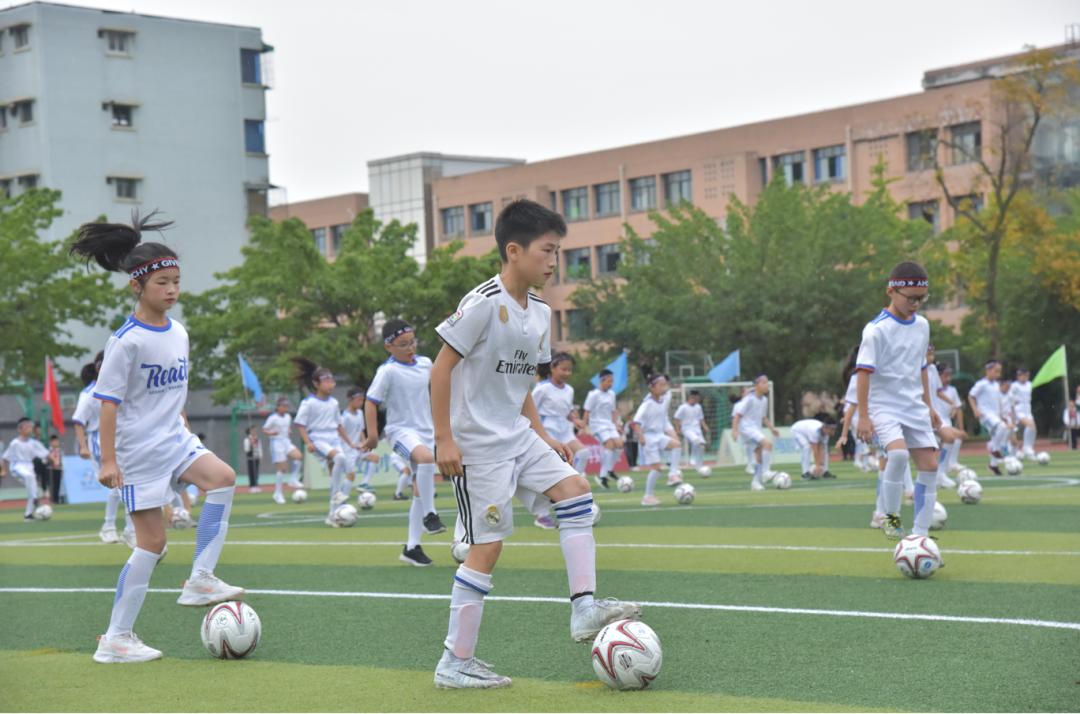 双流足球,我市新增4所全国足球特色校园