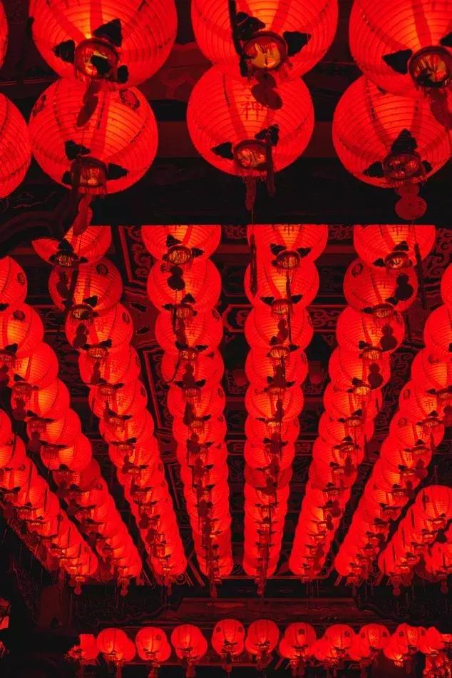 春节经典诗词感悟,寻找经典的春节诗词