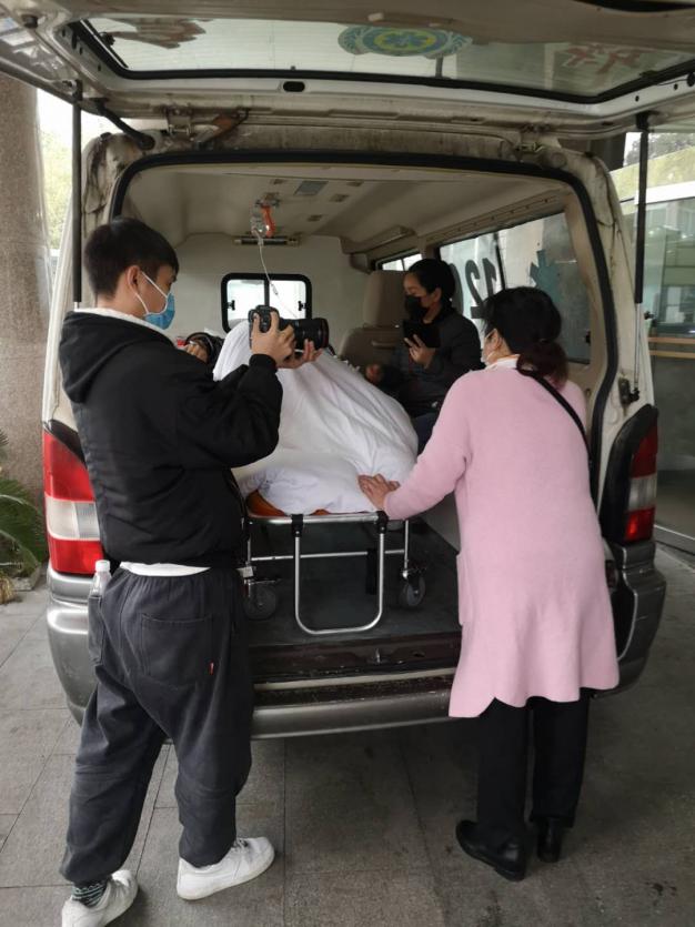 金鹰纪实直播间,金鹰纪实极致生存之道