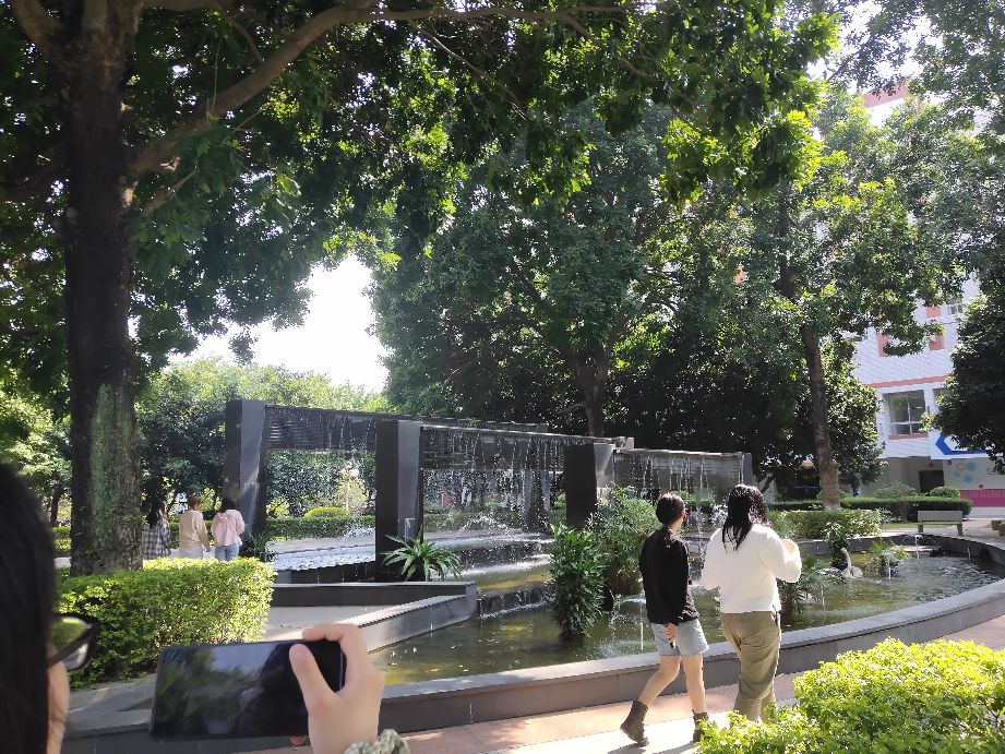 广东女子职业技术学院地铁站,广州女子职业学院附近的学校