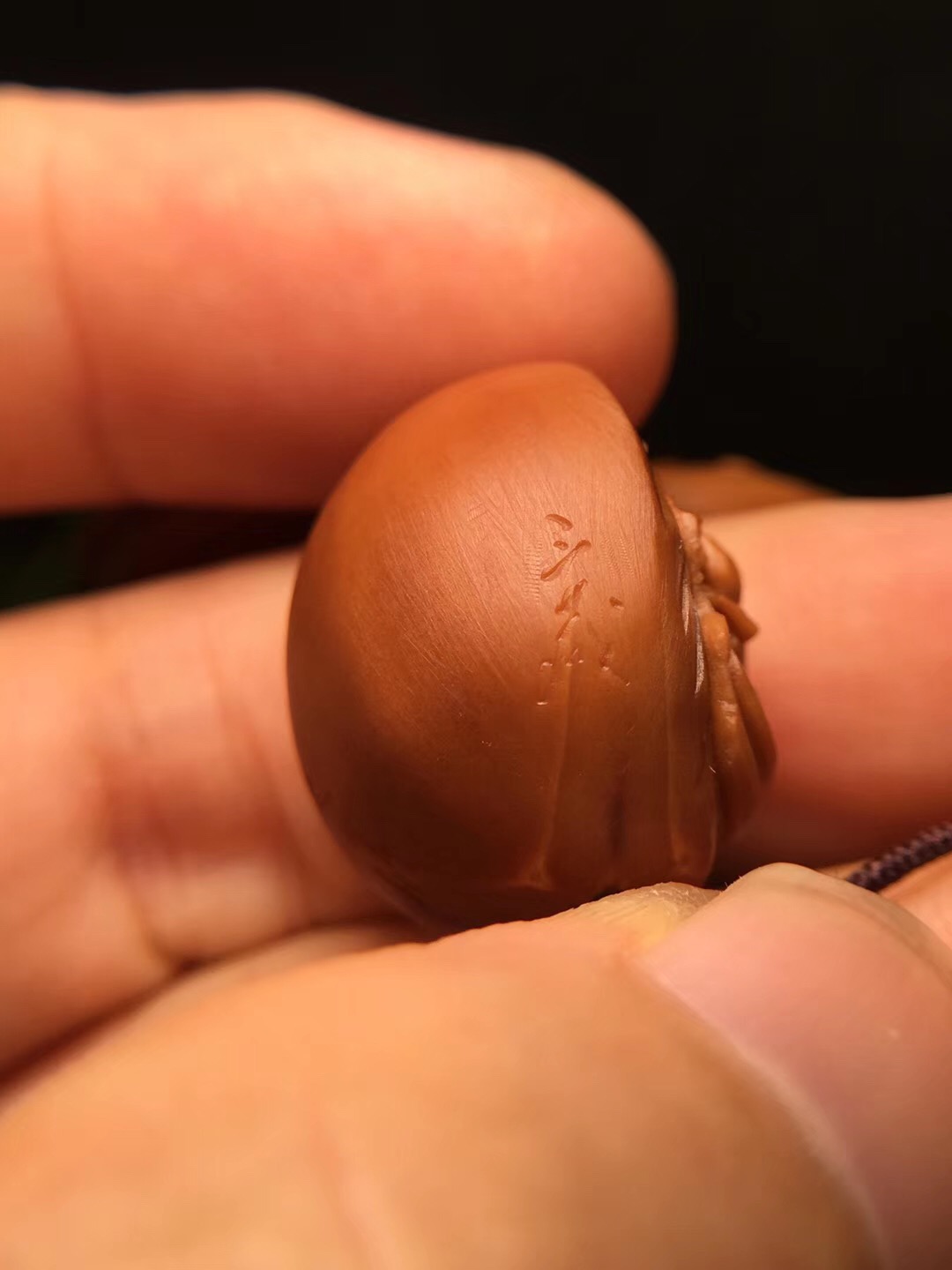 橄榄核十八罗汉手串怎么穿好盘玩,猴头手串和橄榄核手串哪个好盘