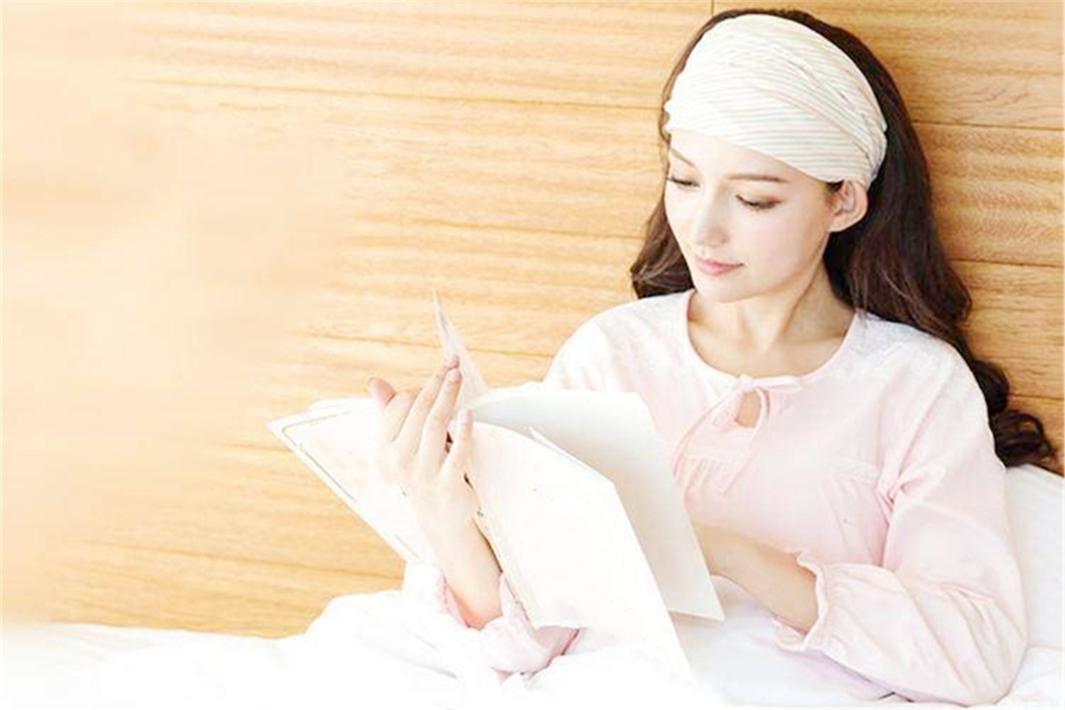 顺产恶露怎样是正常,顺产后什么时候开始排恶露