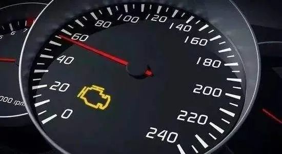 smart发动机故障亮黄灯怎么解决,发动机故障灯应急处理措施