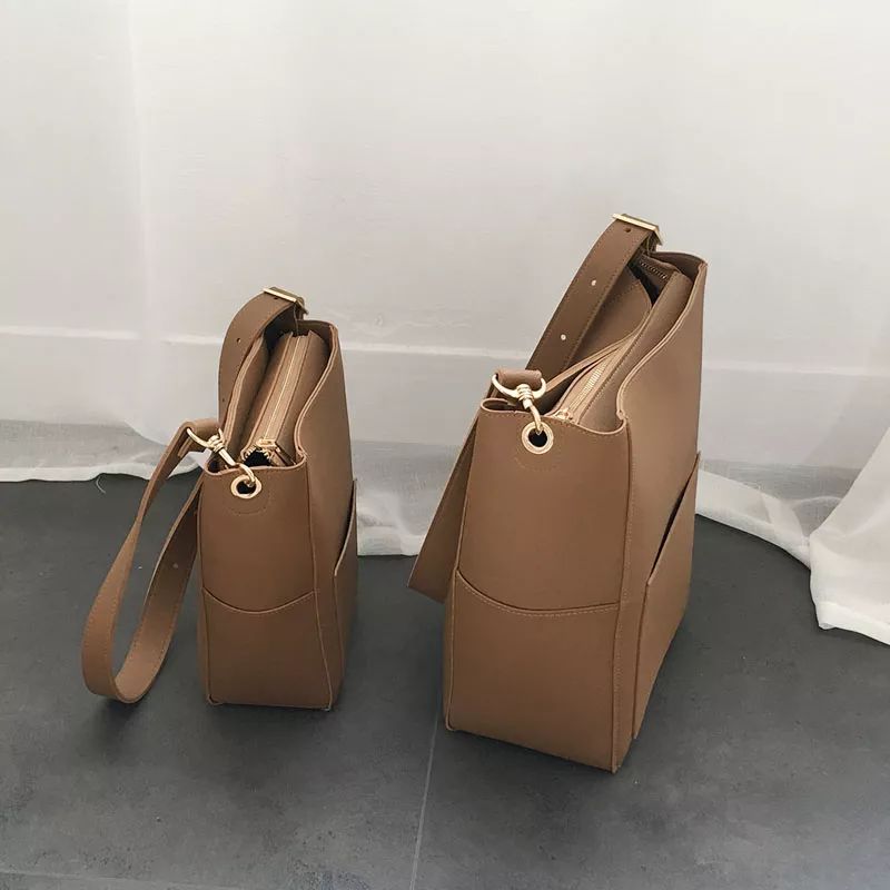 淘宝店铺包包200元,淘宝小ck包100多是正品吗