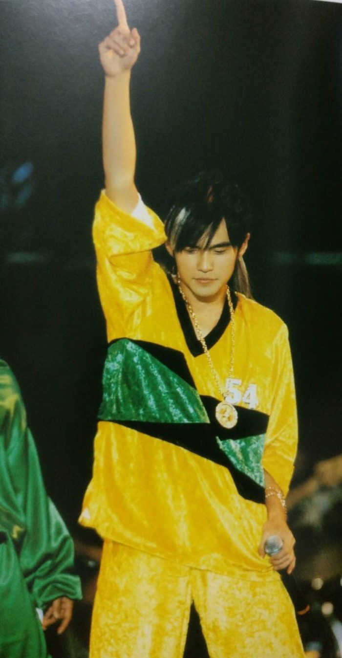 周杰伦乐评之《七里香》:一位华语乐坛天才不可磨灭的,革命之路