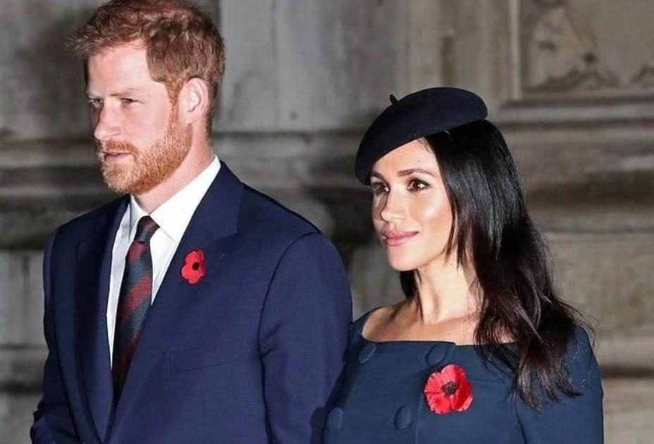 哈里梅根被女王羞辱?4英镑贱卖印着他们头像的饼干,还是没人买