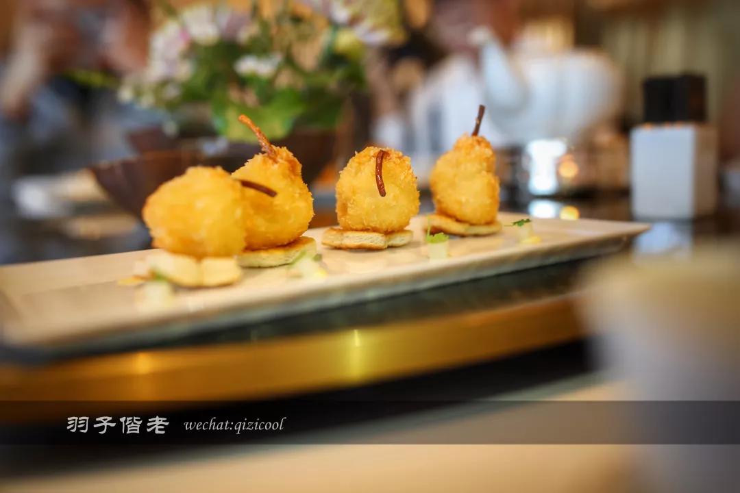 香港机场的回忆 (在香港机场旅行)