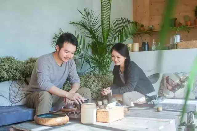 羡慕哭了!央美90后姑娘造300㎡花房,开启幸福隐居生活