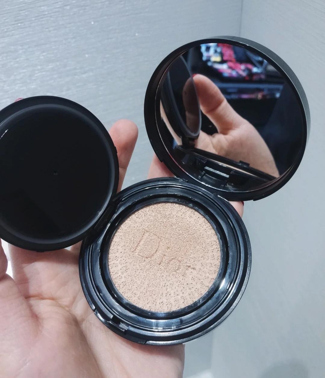 李佳琦推荐迪奥羊皮气垫,李佳琦tf遮瑕气垫是哪一款