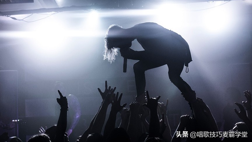 通俗唱法技巧假声,假声的正确唱法和技巧