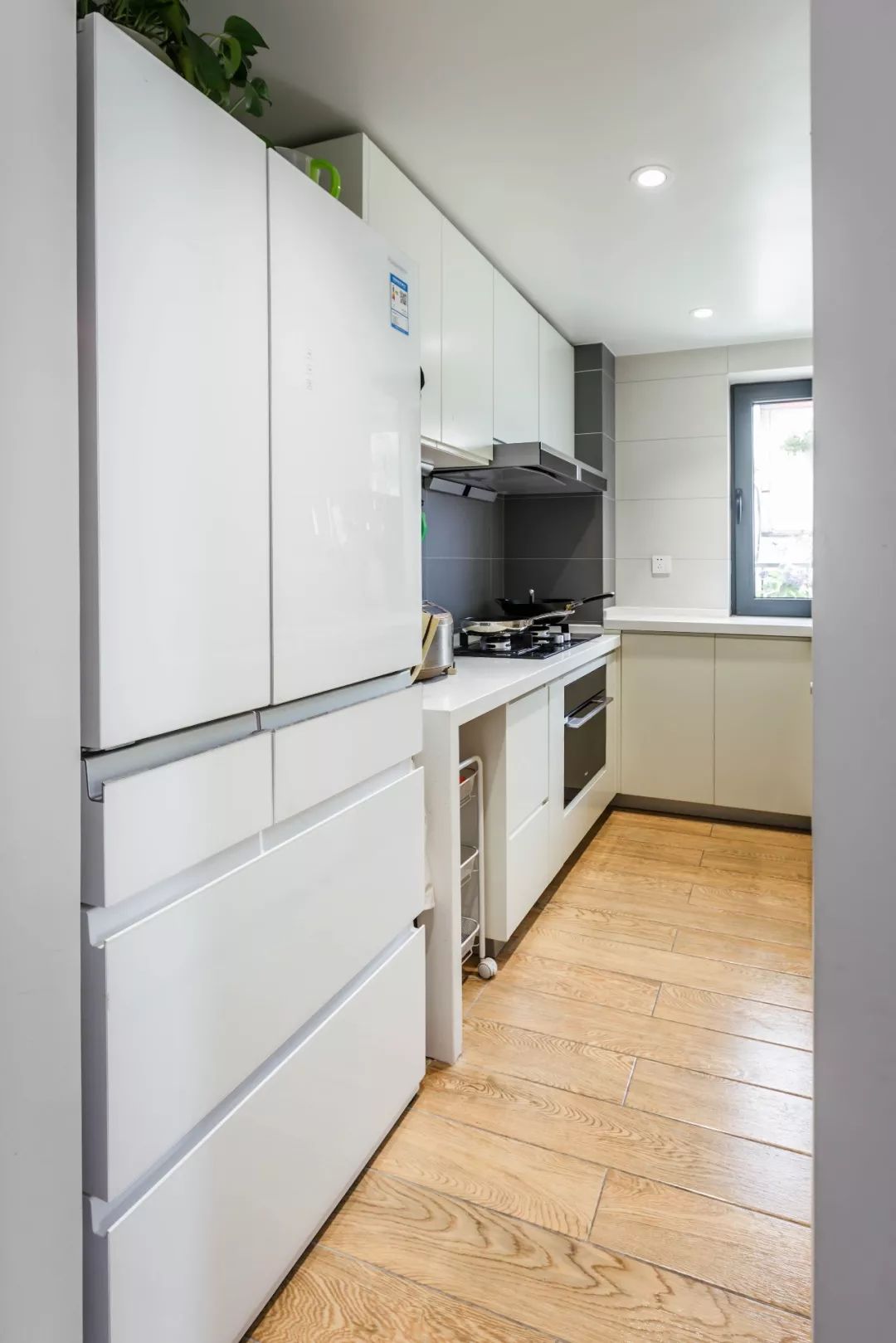 橱柜留空的好处,橱柜留空气洞好还是不好