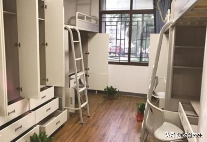 全国排名前5的*京大南**学，实力强悍，师资雄厚，却是很“低调”