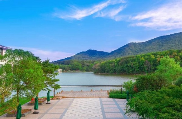 南京紫金山庄对外开放吗,南京紫金山庄价格表