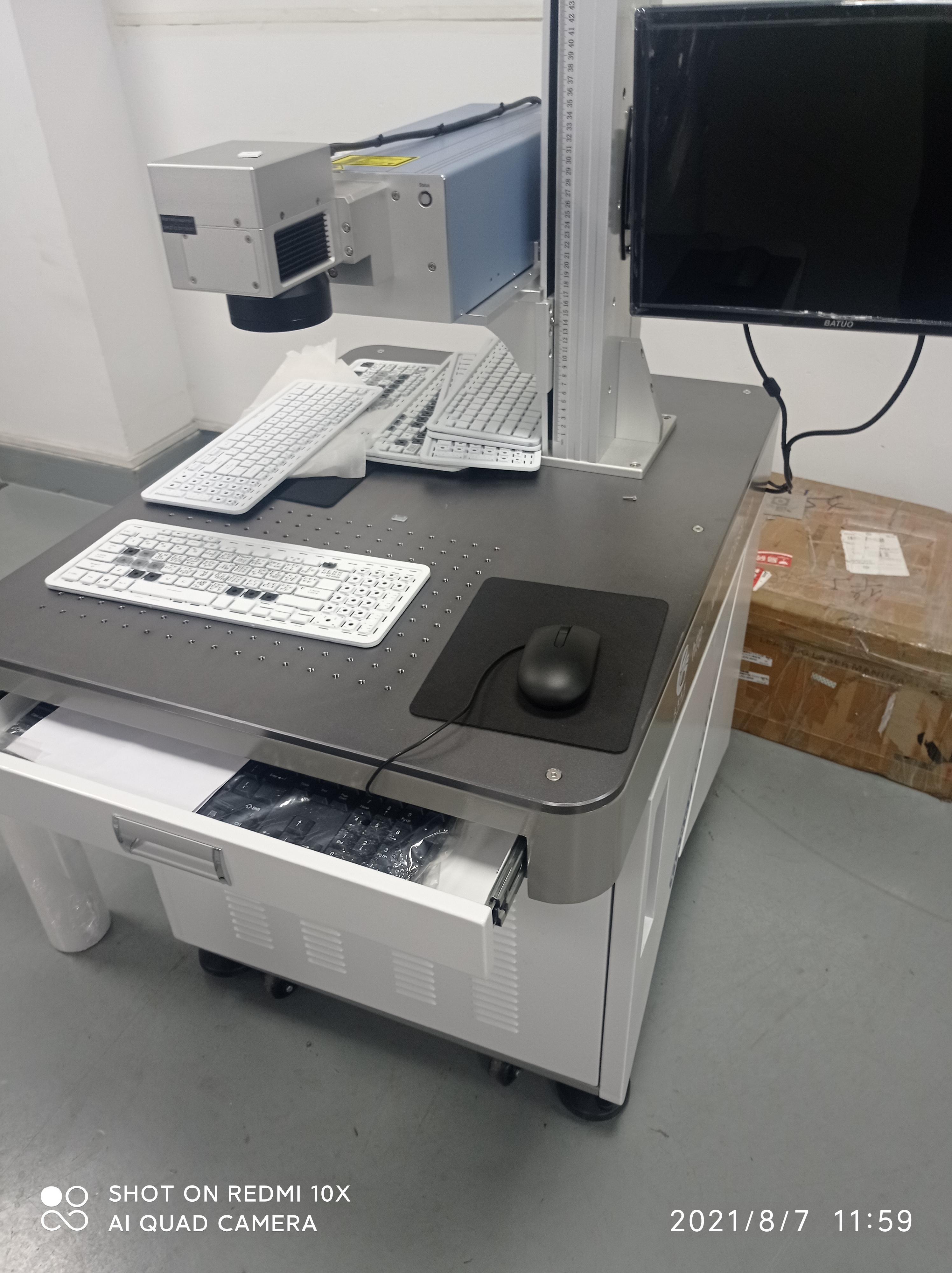 激光打标机打铝合金怎么打黑,激光镭射打标机雕刻