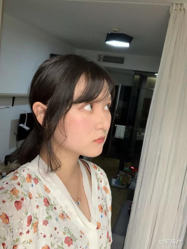 从丑小鸭到白天鹅的经历了什么,从丑小鸭到白天鹅蜕变