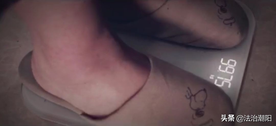 如何不节食运动也能月瘦5斤,怎样不用运动还不节食一月瘦40斤