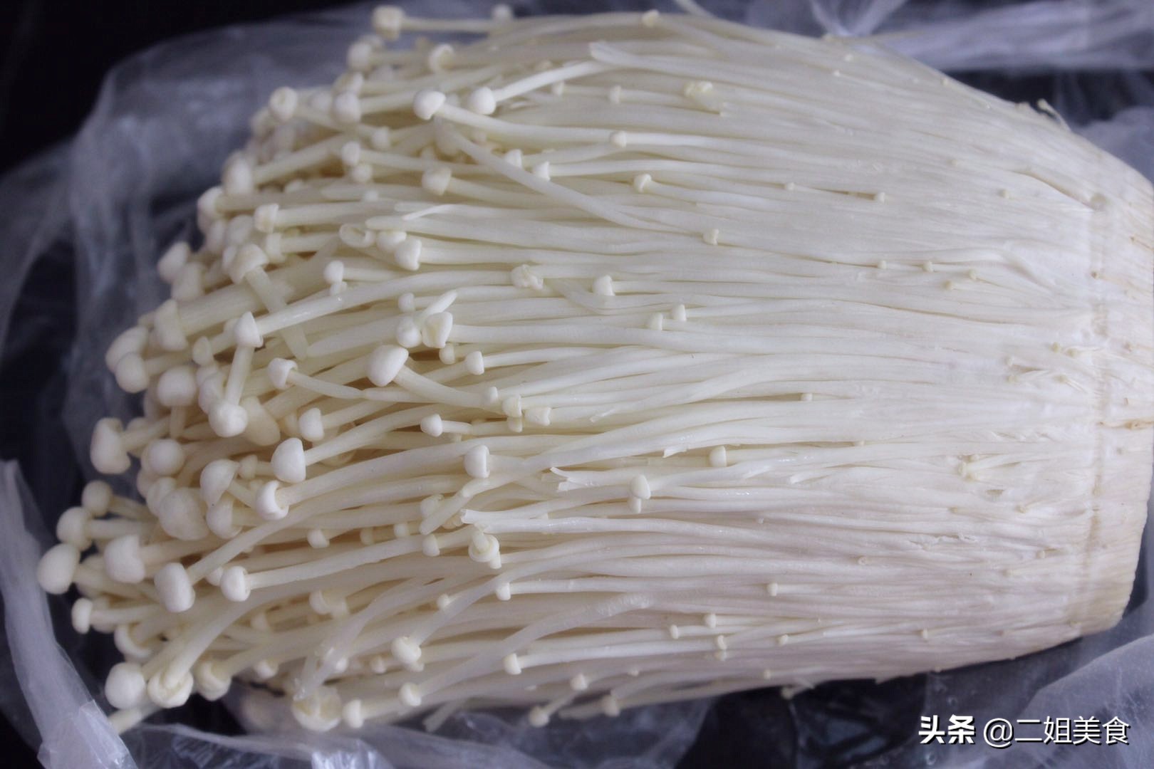 金针菇不放冰箱怎么保存,金针菇怎么放可以长时间保鲜