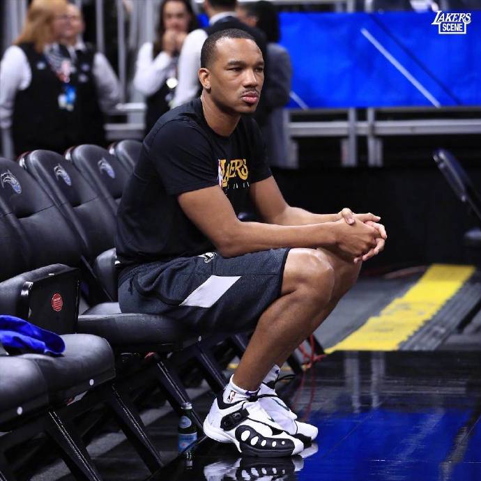 湖人过去17场比赛仅取得4胜13负,湖人再次输球阵容调整何时进行