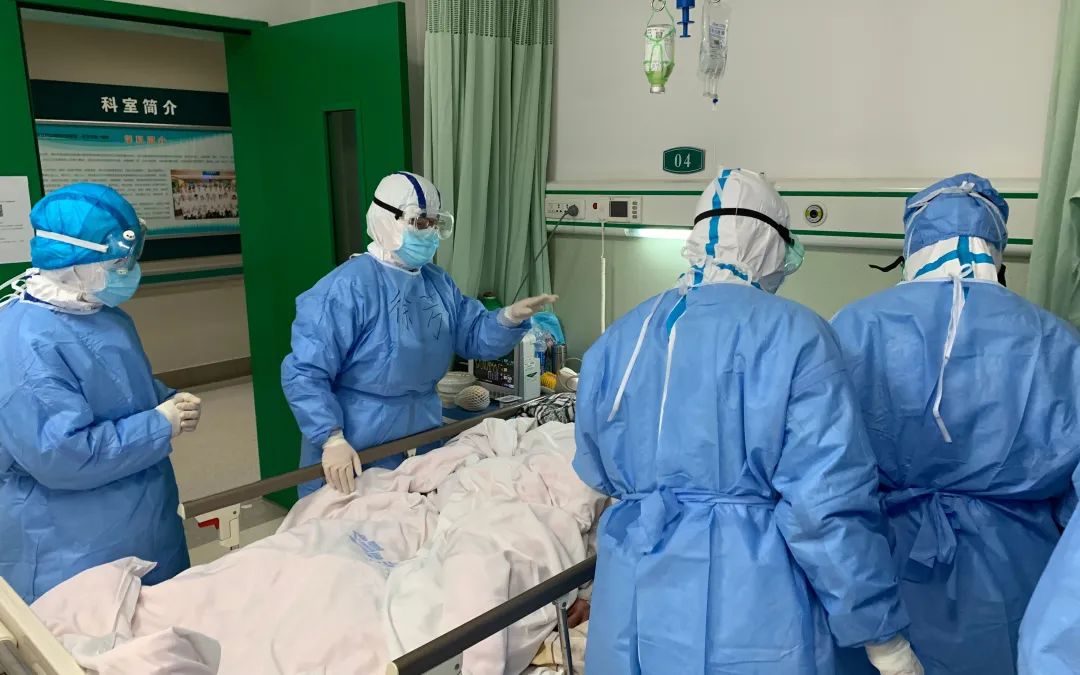 新冠肺炎激素使用之争：有非典前车之鉴，该不该再用？