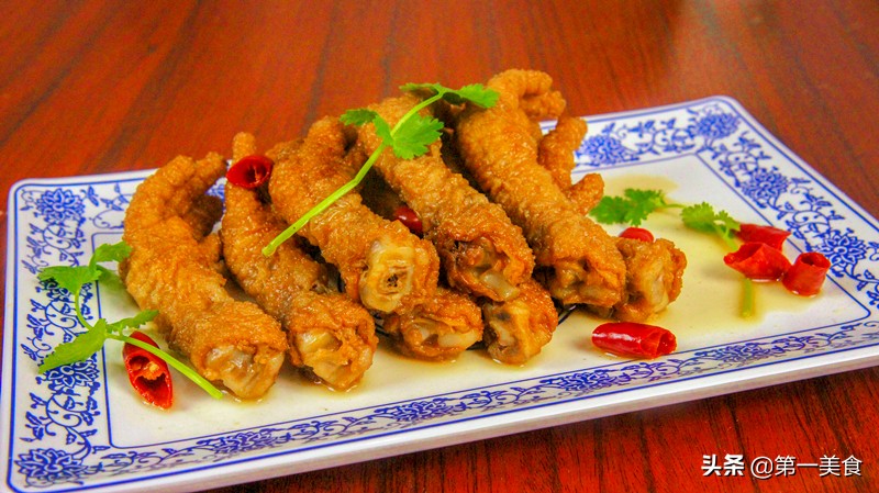 厨师长教虎皮凤爪的正宗做法,厨师长鸡爪子最好吃的做法