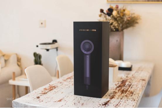 花1300买个吹风机奢侈吗,花2000块买吹风机值得吗