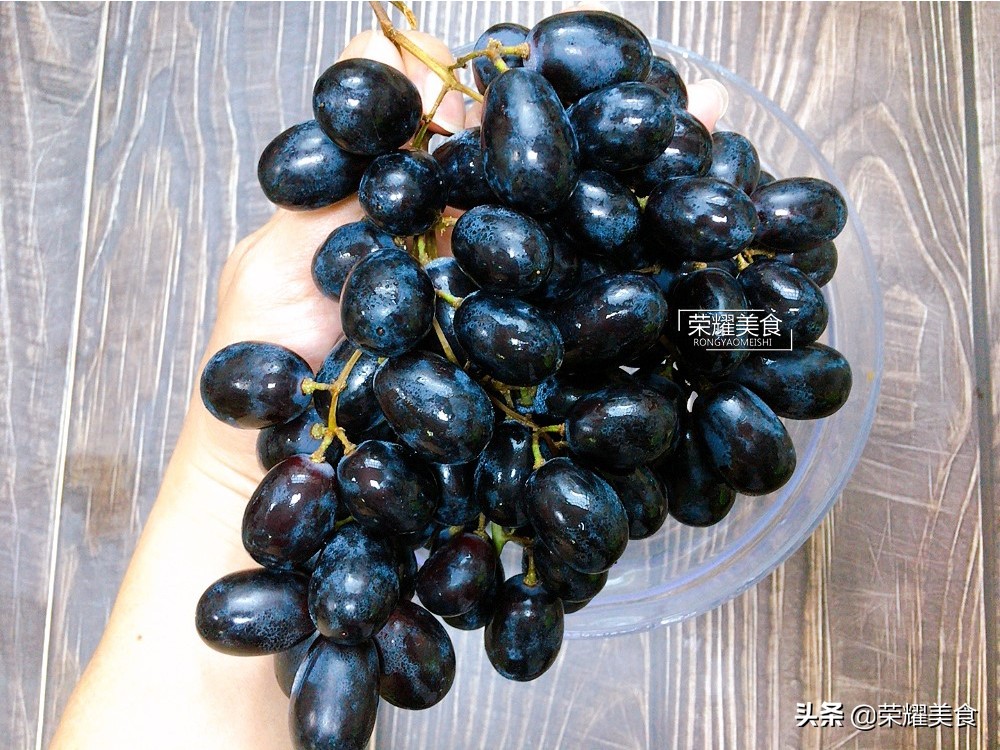 洗提子怎么洗最干净,如何洗提子又干净吃了又健康