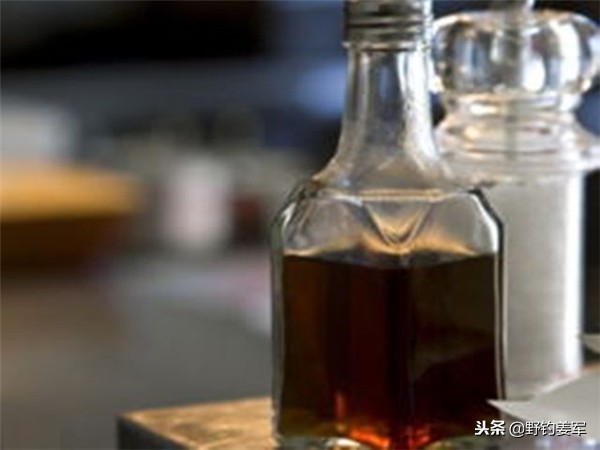 丁香和麝香能一起泡酒米钓鱼吗,野钓专用丁香酒米窝料