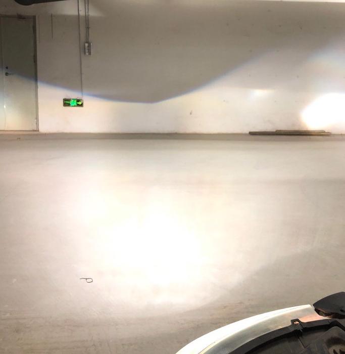 车灯升级氙气灯好还是led灯效果好,车灯加装透镜用氙气灯还是led