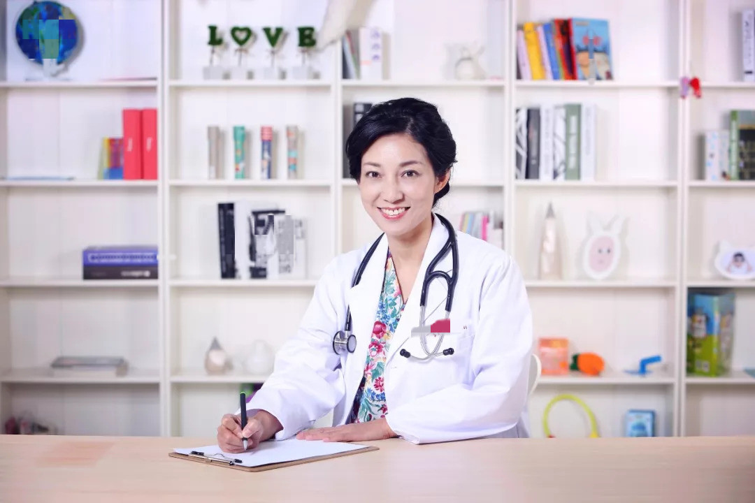 8个月宝宝身高才64厘米，医生：想要孩子长得高，辅食得吃对