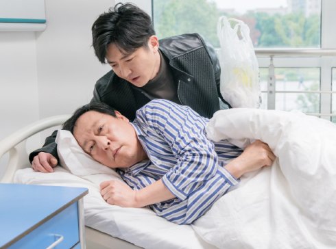 倪大红凭借都挺好得到了什么奖,都挺好中倪大红演的苏大强