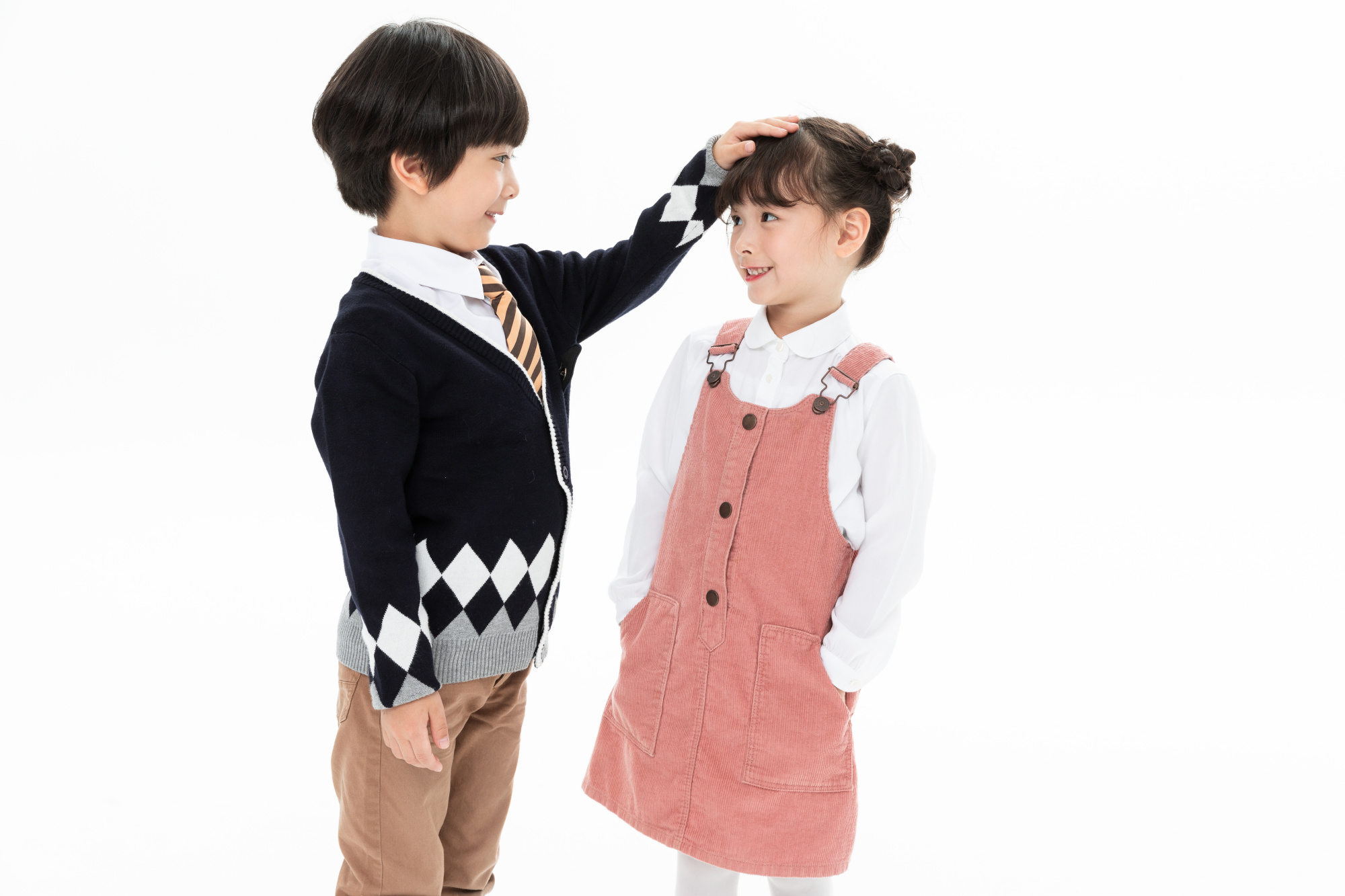 父母长得不高孩子想增高怎么办,父母个子矮孩子个子不高怎么办