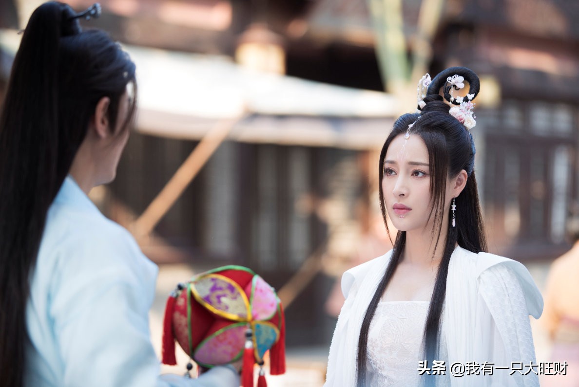 妖手摧花花神吐血,妖手摧花跳崖片段