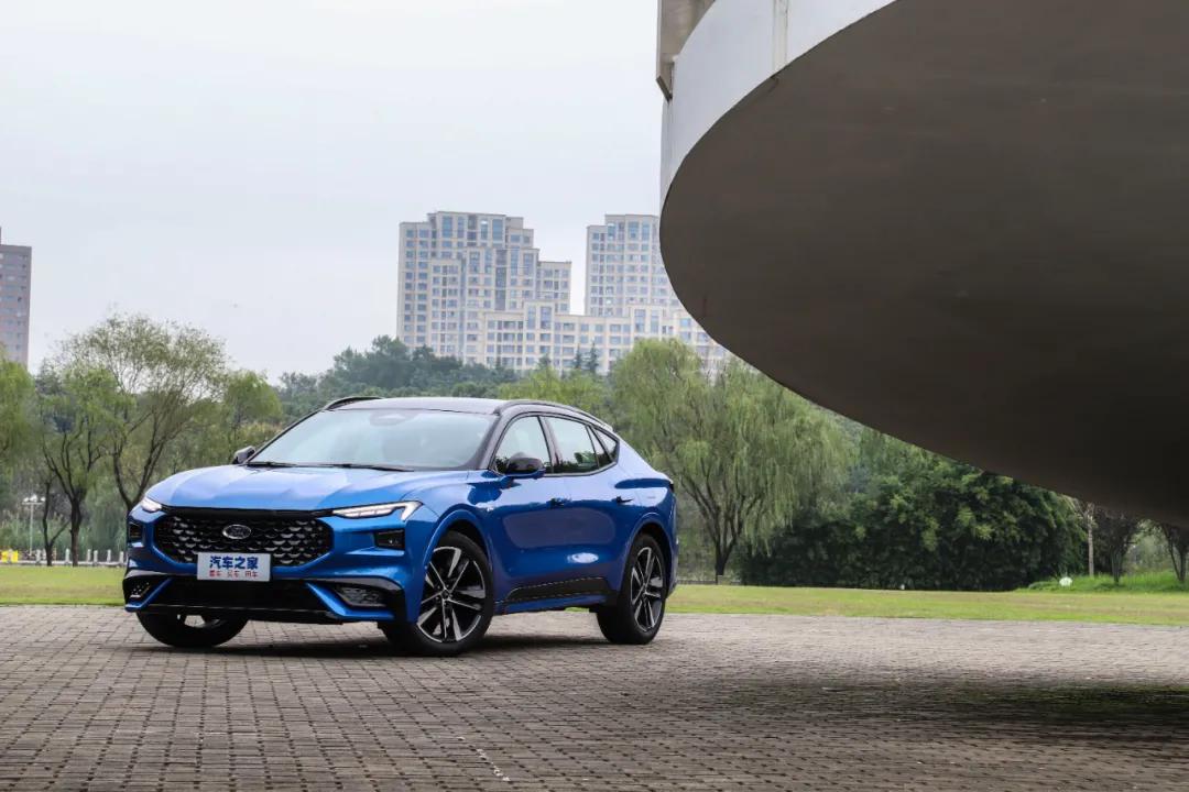 福特evos混合动力,福特evos屏幕演示