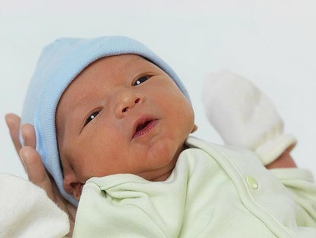 新生儿足跟血复查一般都能通过吗,新生儿查足跟血检查哪些